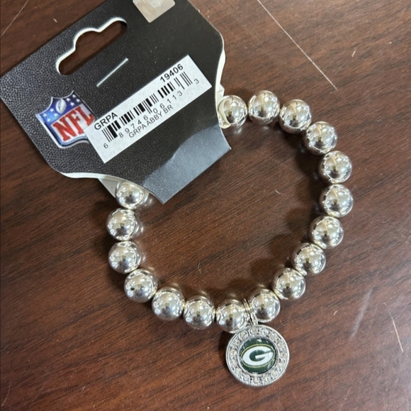 Green Bay Packers silver beaded Stretch Braclet - Picture 4 of 4
